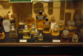 /Museo del Perfume - Balenciaga/Passeig de Gràcia, 39