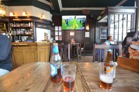 The Plough - London Pub/with Old Speckled Hen low alcohol and Ship Full of IPA alcohol free beers/