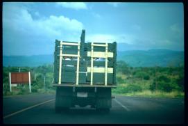 Nicaragua 1992/camion con hamaca/truck with hammock/Lastwagen mit Haengematte