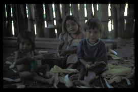 Guatemala 1996/niños trabajando